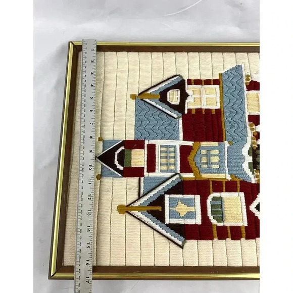 VTG Bernat Victorian Home Framed Needlepoint Crewel Wall Art 17"x21" Handmade - Picture 4 of 12